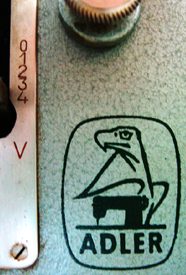 Adler 69 Armnähmaschnine 3-Fach Transport Luzi de Beaufort